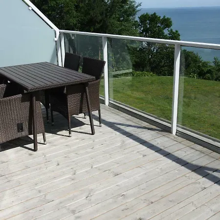 Amber Cliff Apartment Mechelinki